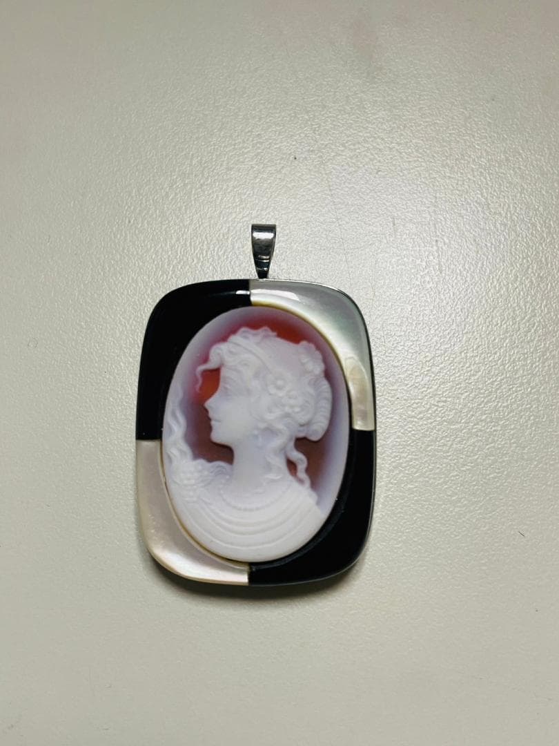 【A020】K14WG　2way カメオ　ブローチ　ペンダントトップ