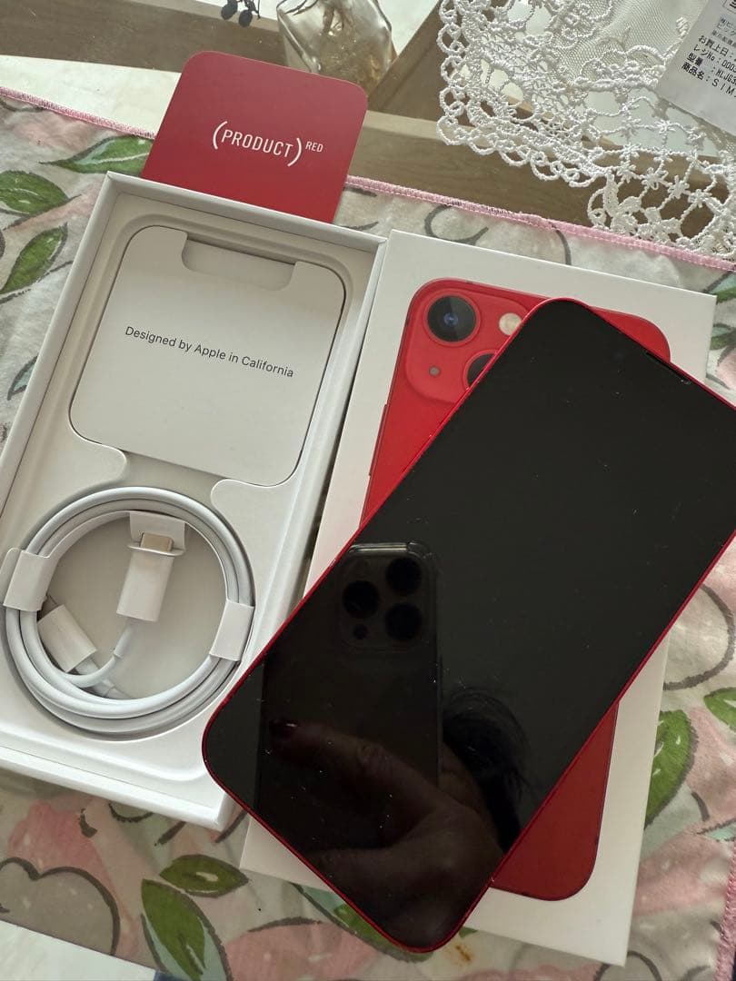 iPhone 13 (PRODUCT)RED 本体 充電ケーブル付き