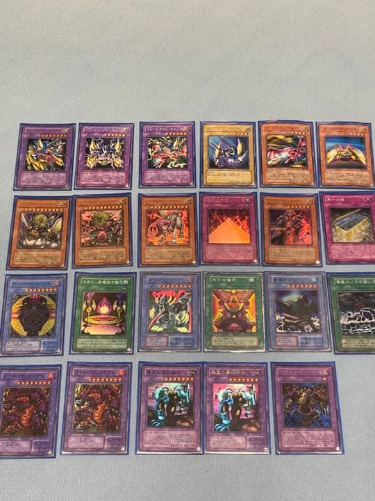 遊戯王カード　まとめ売り　約250枚
