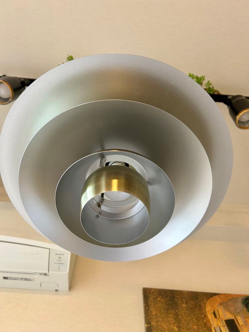 ミッケリ　モダンペンダントライト シルバーゴールド