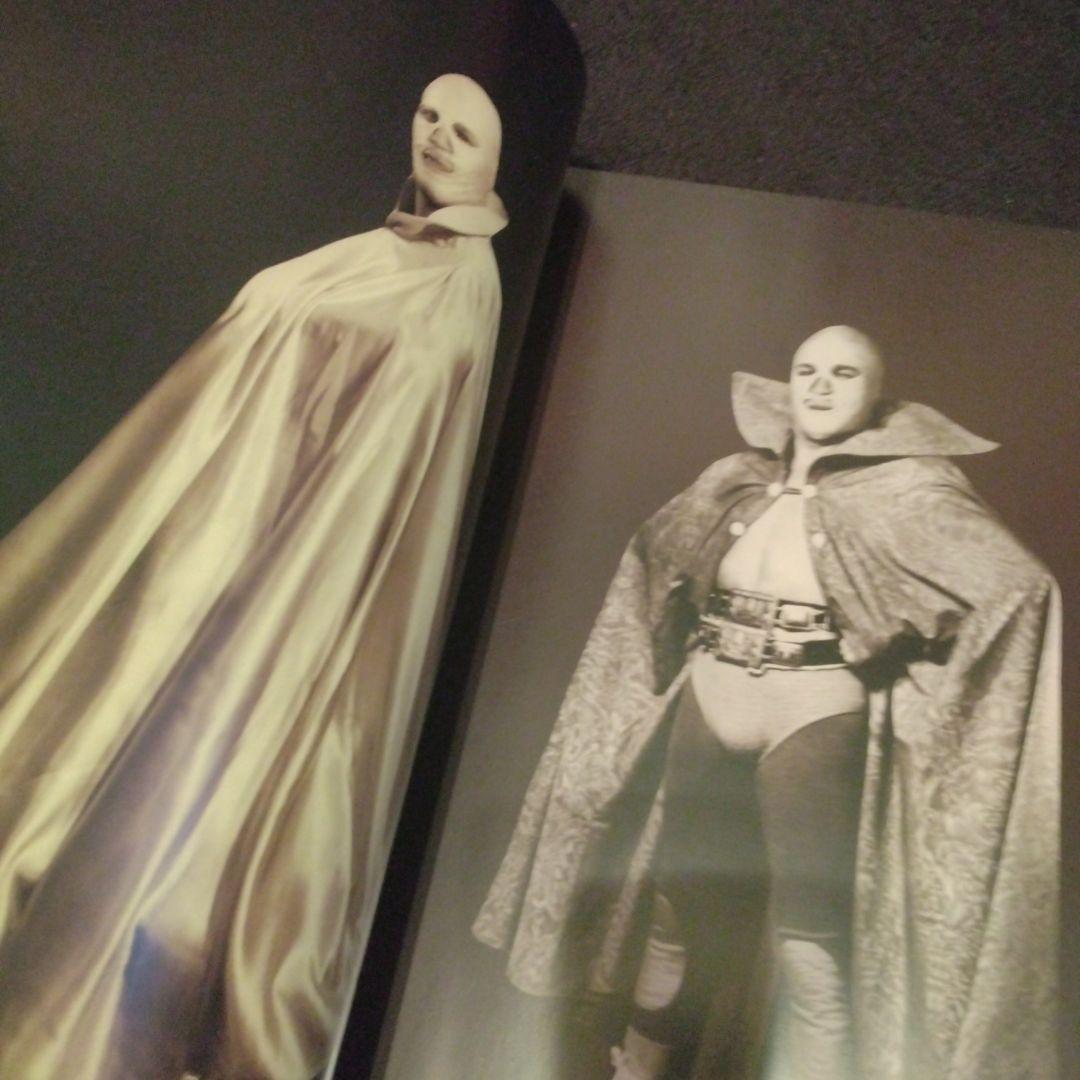 絶版【エル・サント写真集】　豪華大型本　ルチャリブレ　プロレス