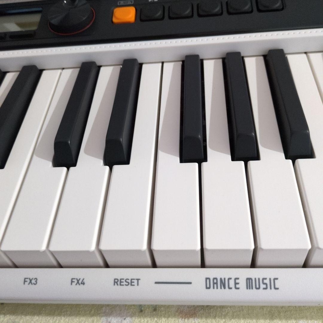 【新品開梱のみ】Casiotone CT-S200 電子キーボード（送料込）