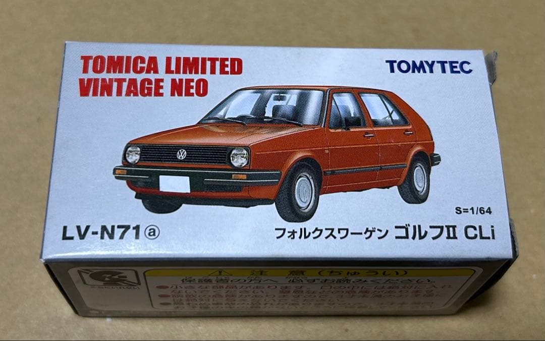 トミカリミテッドヴィンテージネオ フォルクスワーゲン ゴルフⅡ レッド