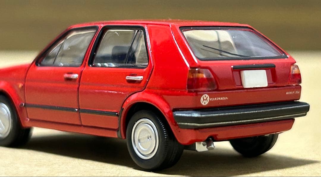 トミカリミテッドヴィンテージネオ フォルクスワーゲン ゴルフⅡ レッド