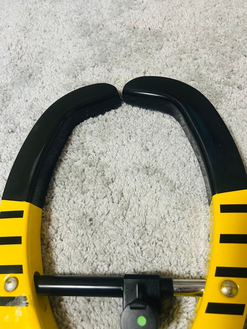 HORNET タイヤロック　Auto Security System