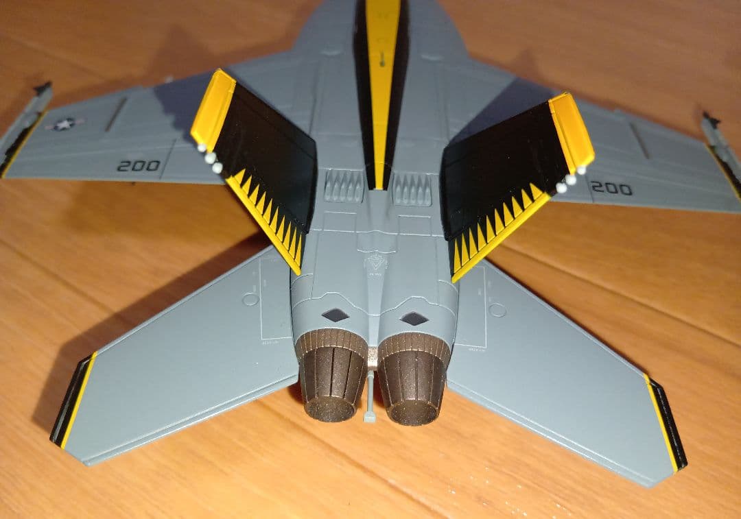 F/A-18E スーパーホーネット 1/72 ロイヤルメイセス　ホビーマスター
