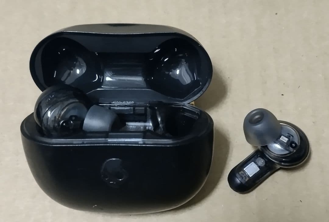 SKULLCANDY　Rail ANC S2IPW　True Black