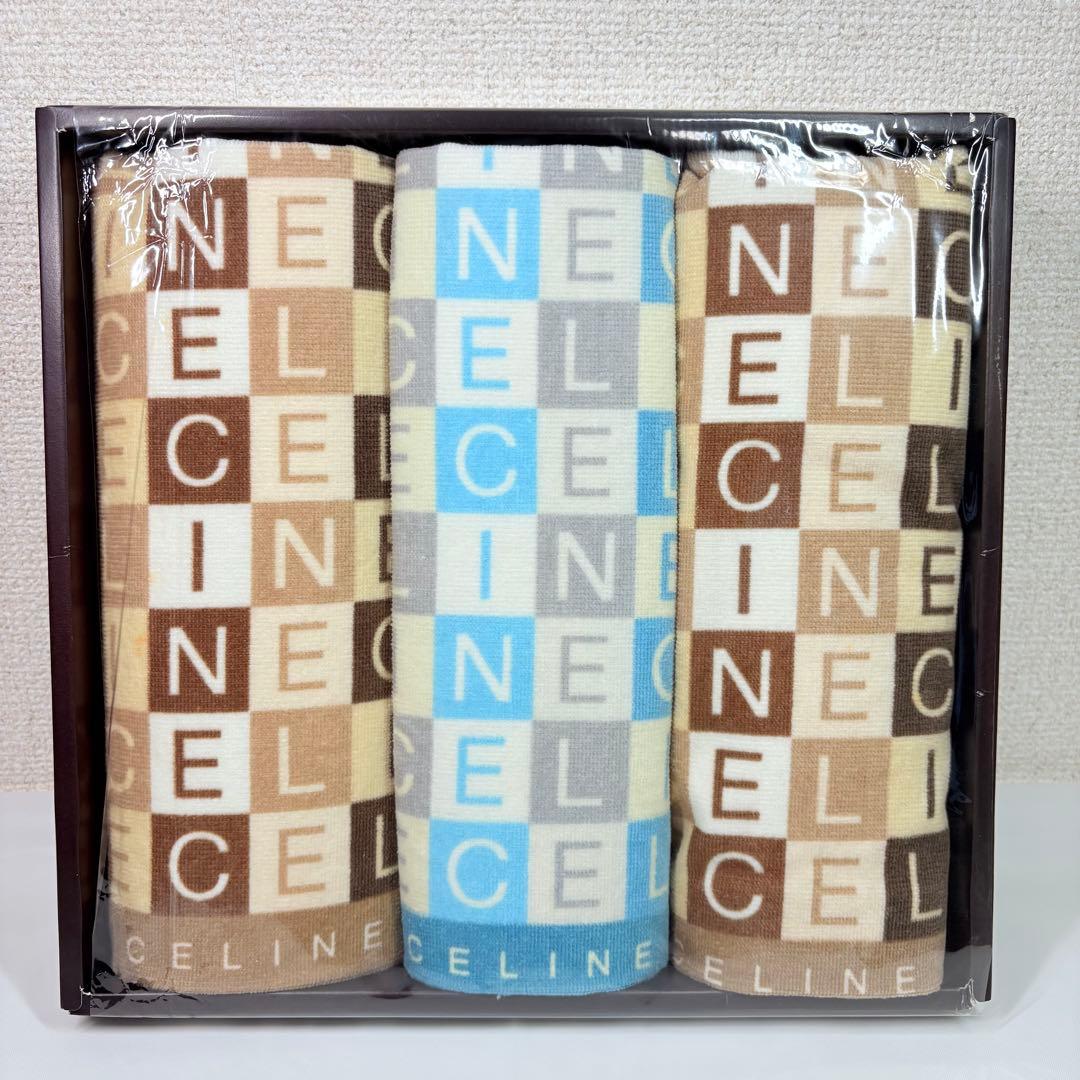 CELINE セリーヌ　文字ロゴ総柄　フェイスタオル３枚　タオルギフト
