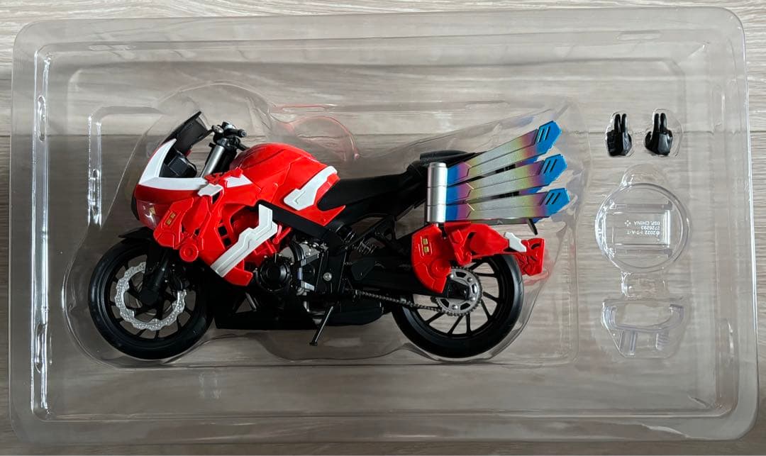 S.H.Figuarts ブーストライカー