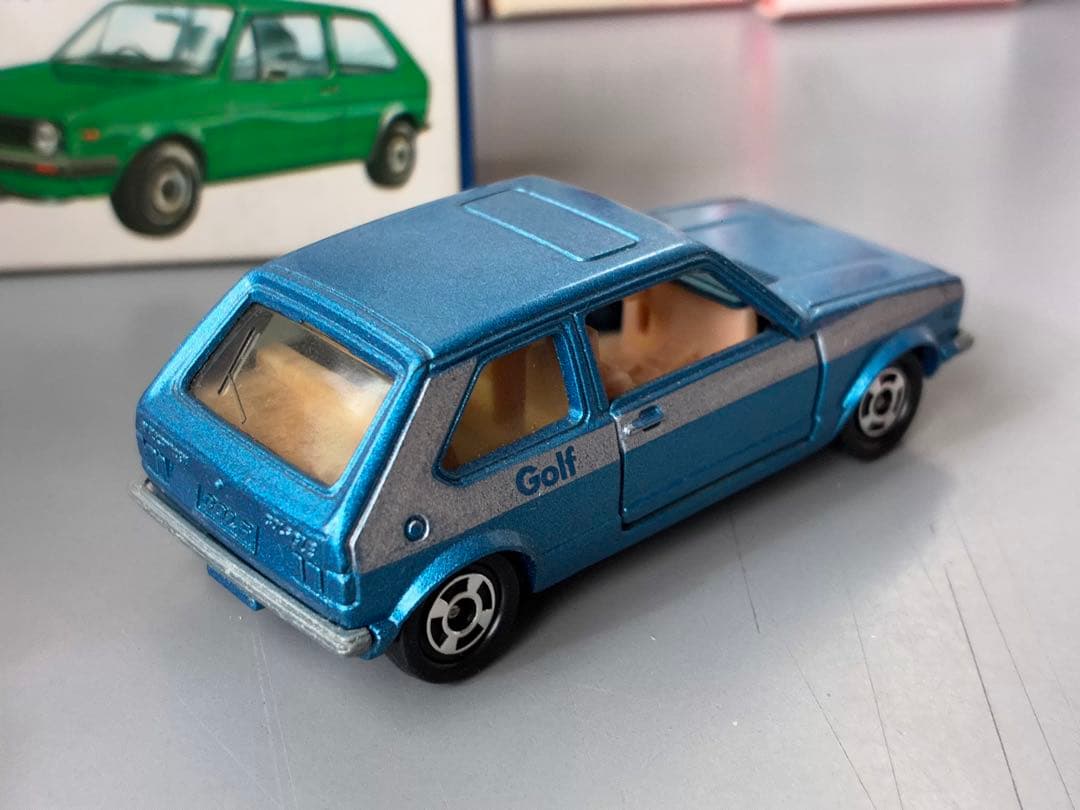 トミカ 日本製 フォルクスワーゲン ゴルフ F5