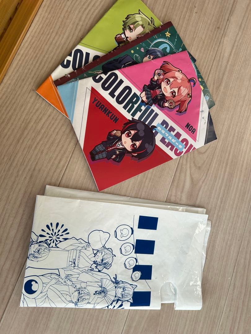 カラフルピーチグッズ