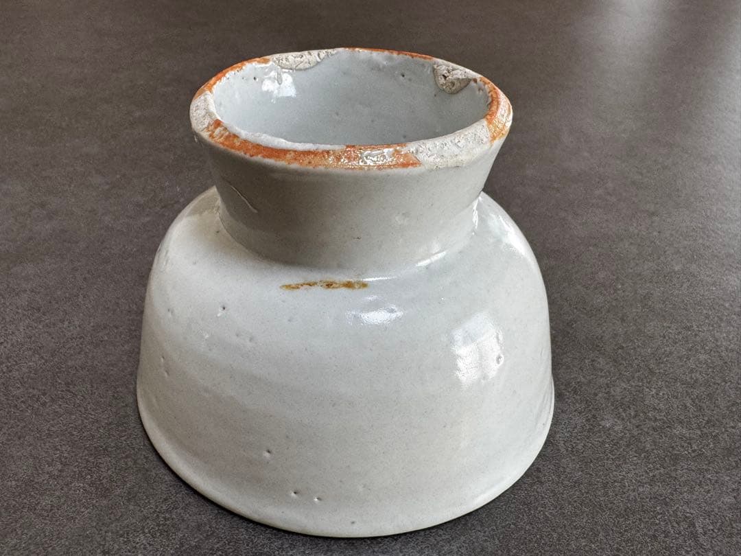 李朝　白磁台鉢