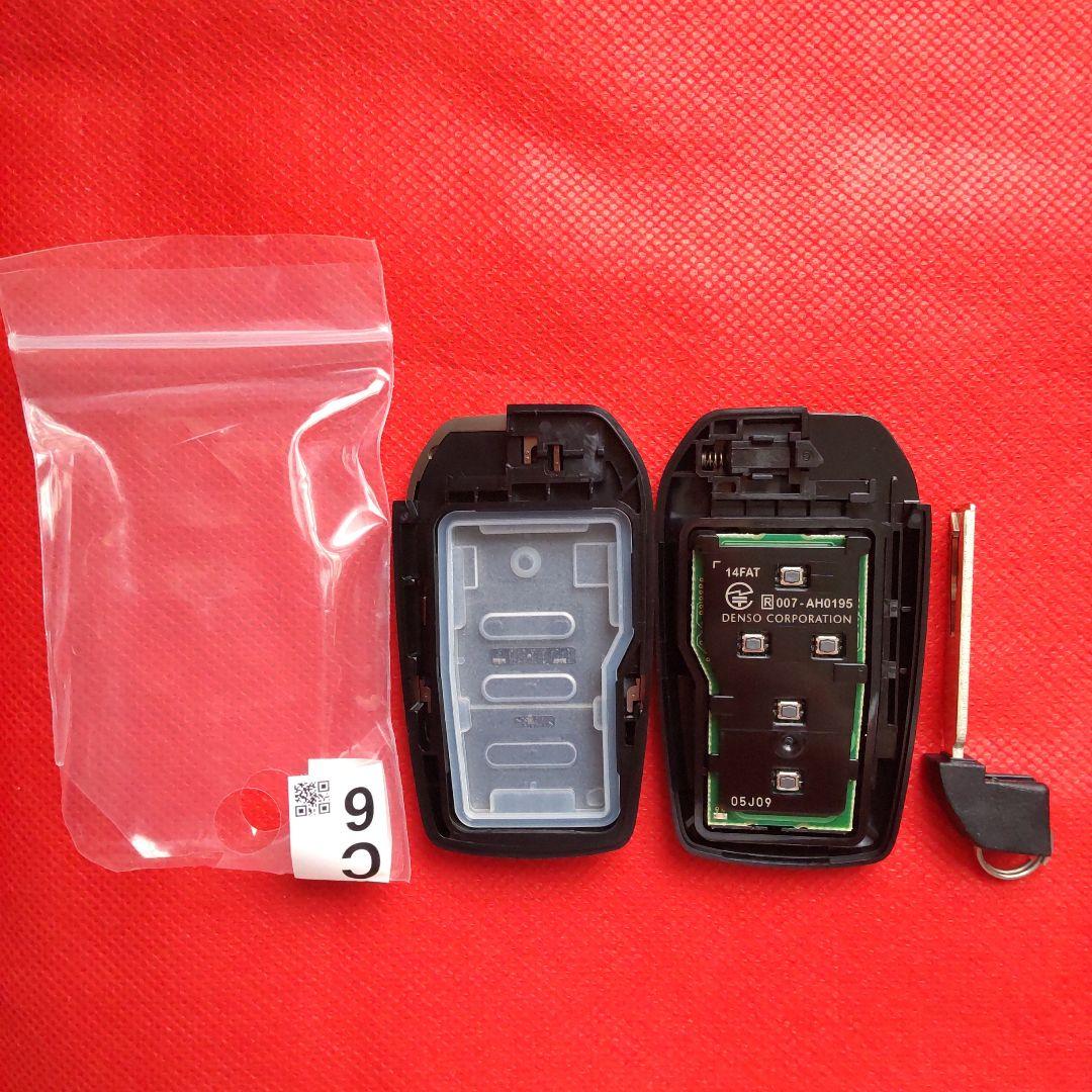 【美品】トヨタ スマートキー 007-AH0195