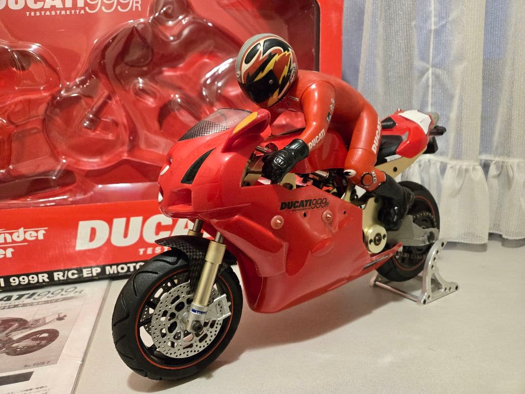 サンダータイガー Ducati 999R ラジコンバイク 1/5 電動オートバイ