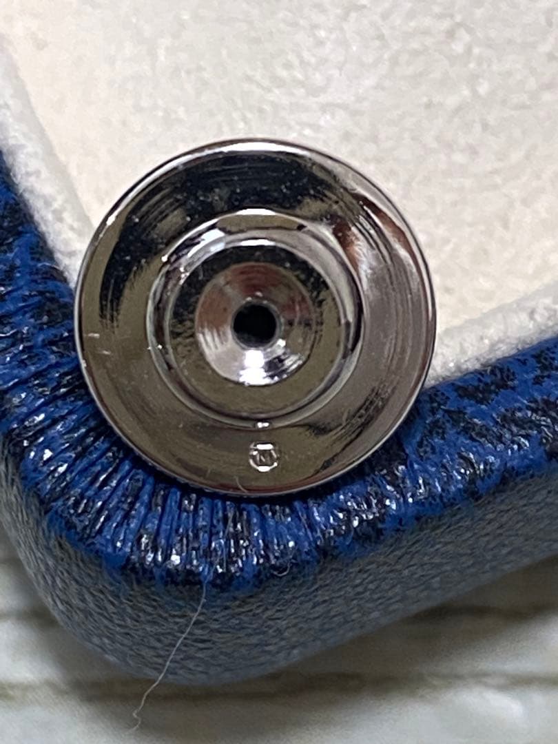 MIKIMOTO ミキモト　クリスマスチャリティーピンプローチ2009 K18