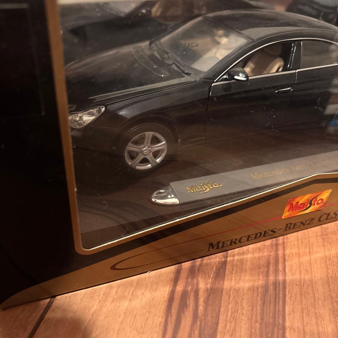 メルセデスベンツ 1/18 Maisto Premiere Edition 美品