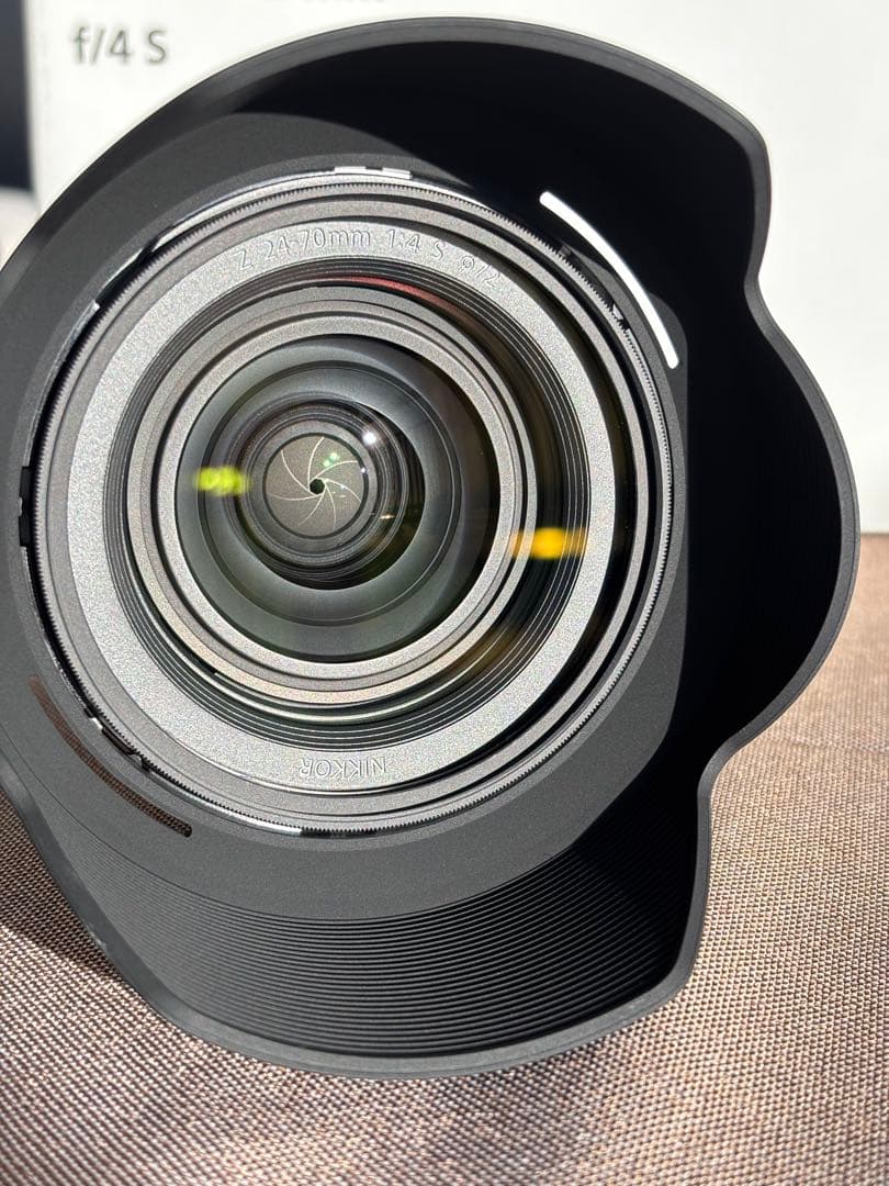 Nikon 24-70mm f/4 S ズームレンズ