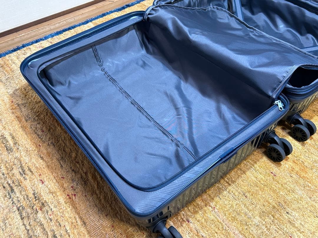 サムソナイト　スーツケース　SPINNER 68/24 EXP