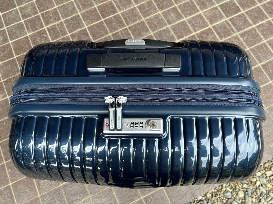 サムソナイト　スーツケース　SPINNER 68/24 EXP