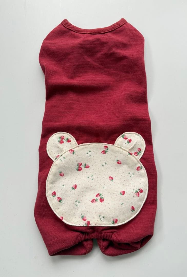 サラダページです　ダックスフンド　犬服　わんこ服