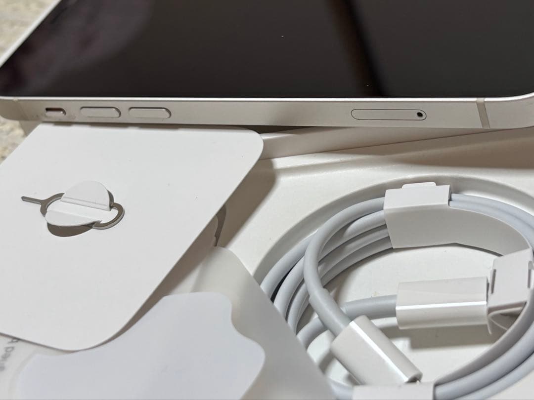 iPhone12 128GB 本体 ホワイト