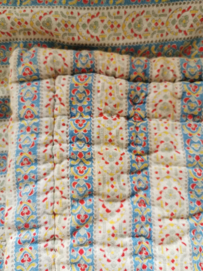 アンティーク両面フレンチファブリック プロヴァンスブティキルト 手縫い肉厚綿入り