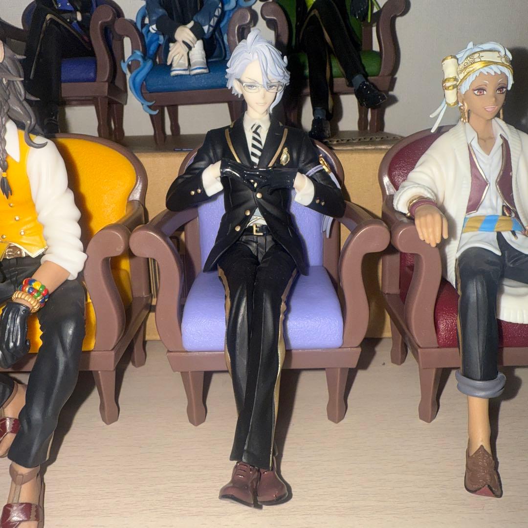 ツイステ フィギュア 寮長 全種