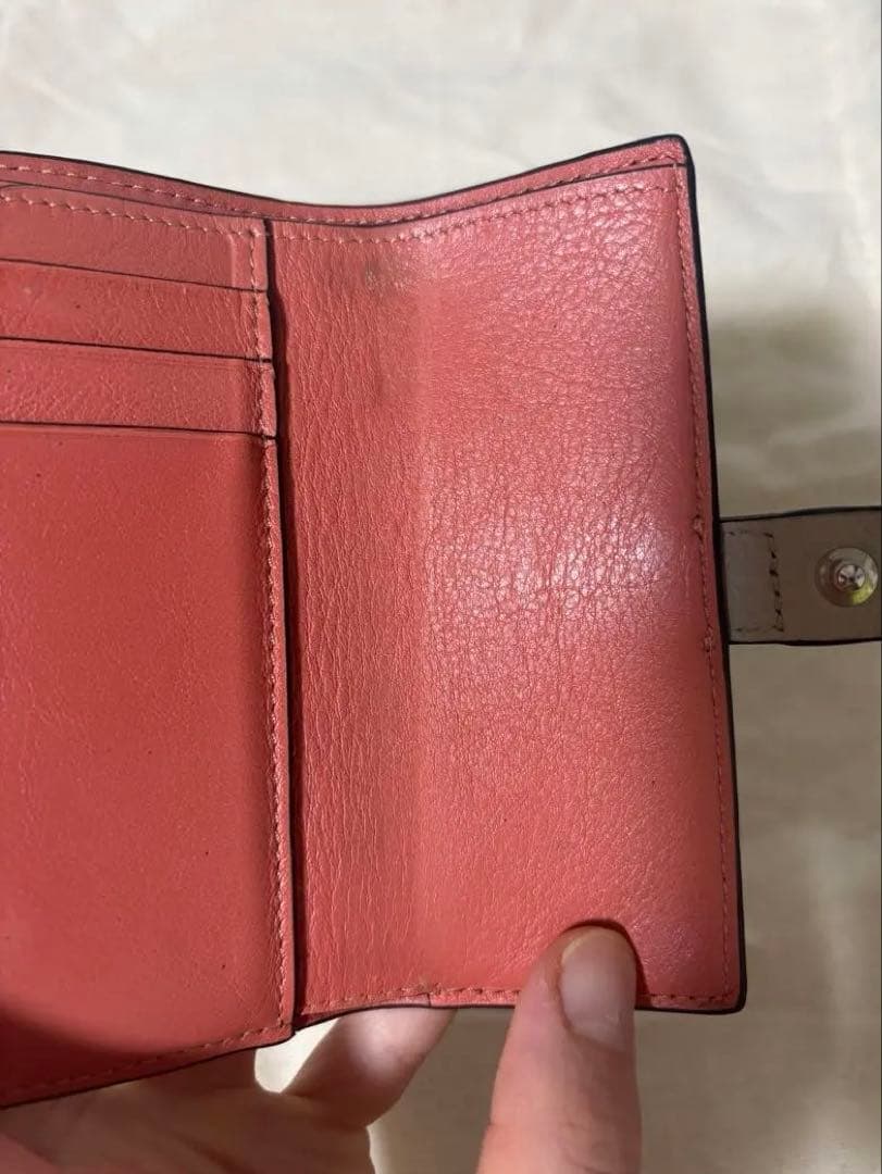 LOEWE グレー 三つ折り財布