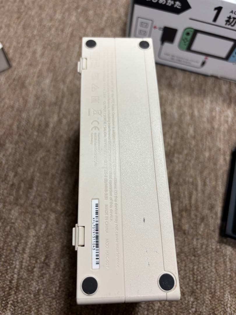 d*2様 Nintendo Switch 本体＋SDカード
