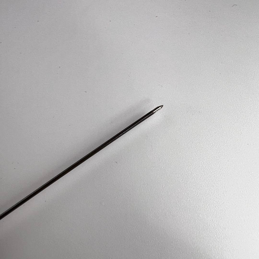 【極美品】サンローラン　ブローチ　オピウム　YSLロゴ　シルバー