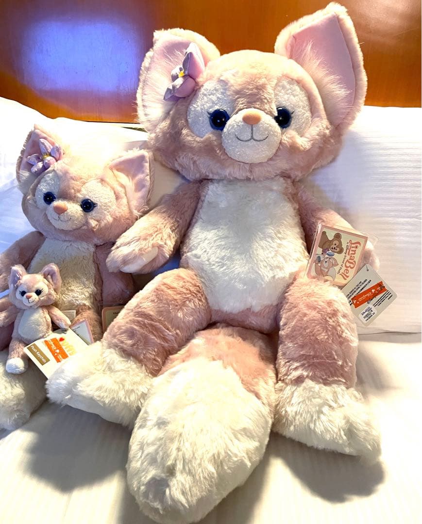 【香港ディズニー】リーナベル　ぬいぐるみ　M