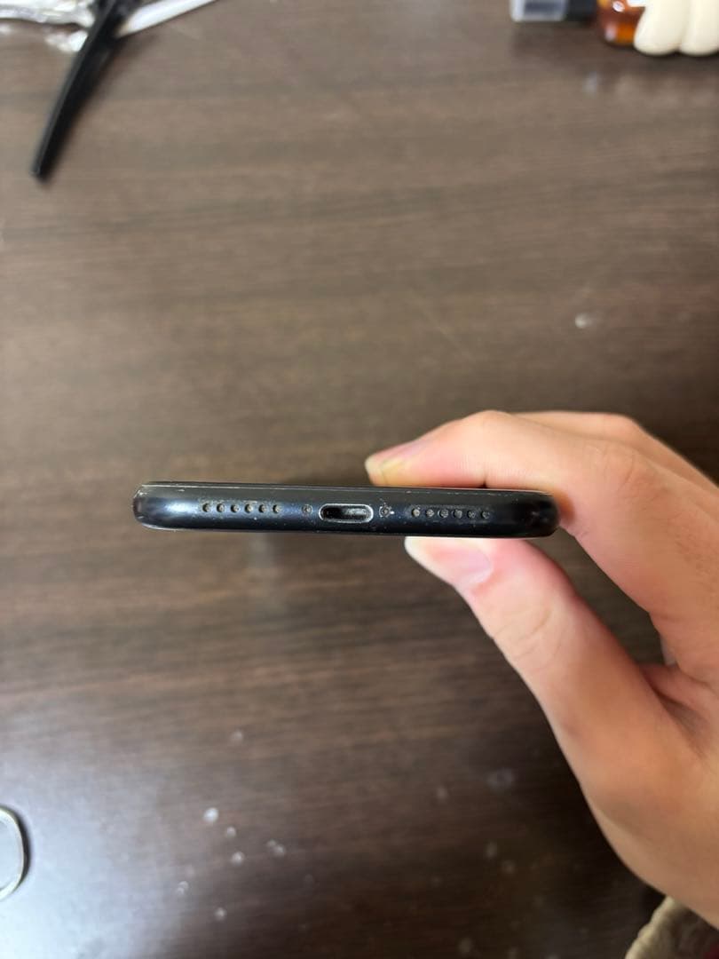 iPhone XR ブラック 128GB SIMフリー