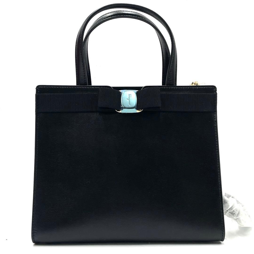 未使用品/現行モデル● フェラガモ 2way ハンドバッグ ヴァラリボン レザー