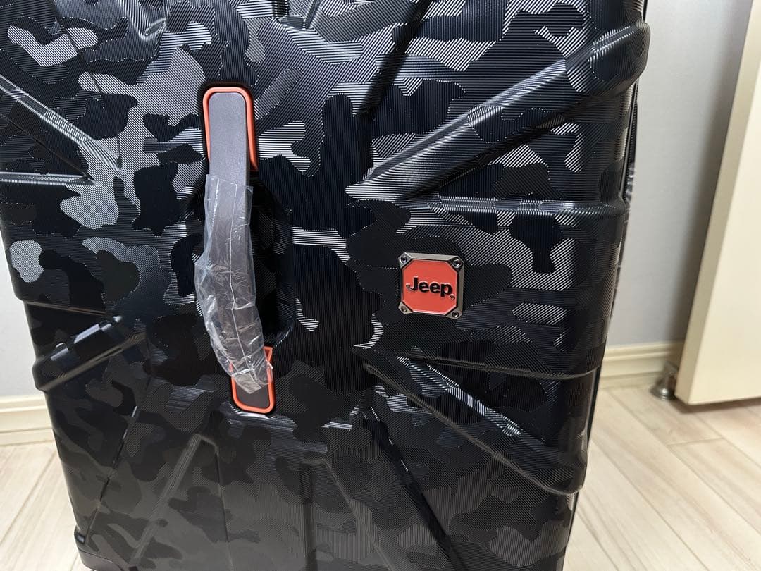Jeep 正規限定モデル・ブラック×オレンジ スーツケース