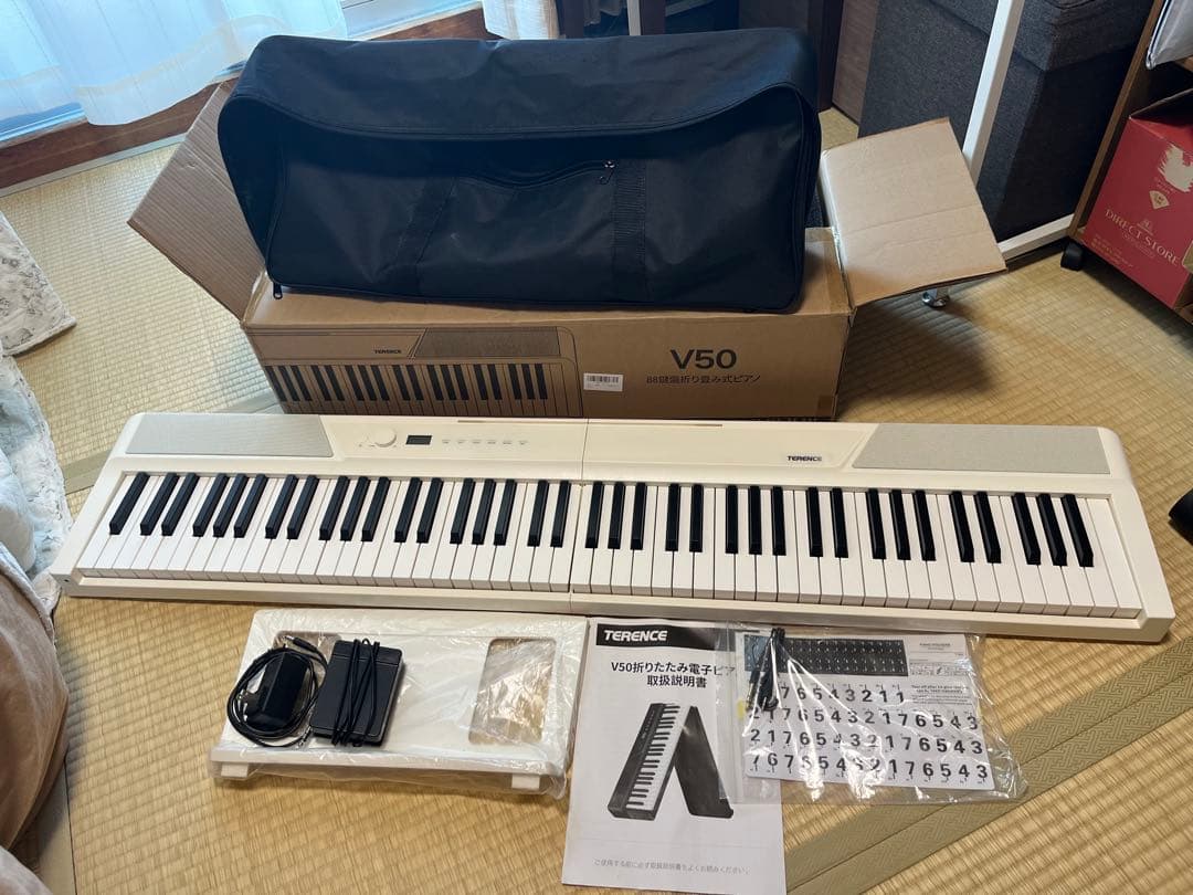 TERENCE V50 ホワイト 電子ピアノ　88鍵盤