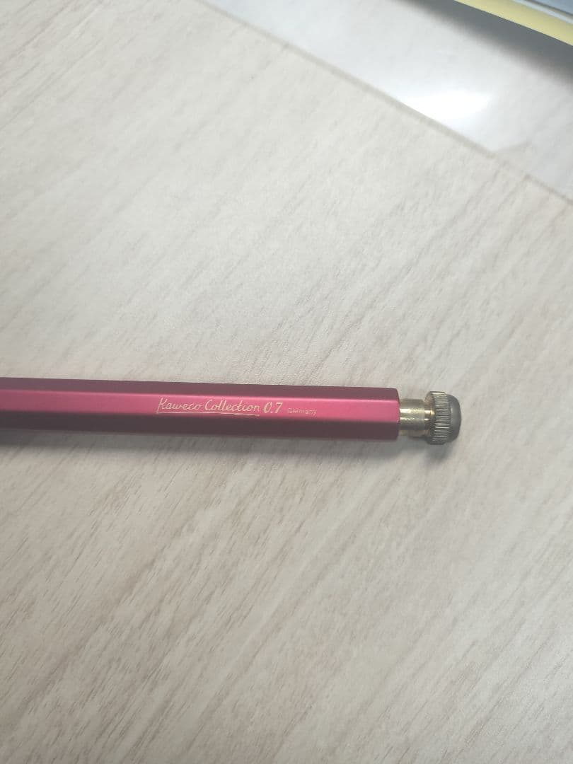 カヴェコスペシャルレッド エディション0.7mm シャープペンシル