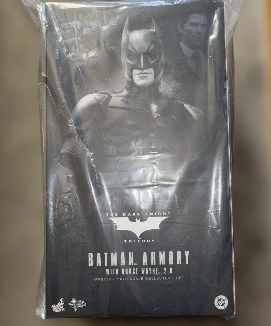 ムービー マスターピース 1/6 バットスーツ格納庫＆ブルース ウェイン2.0版