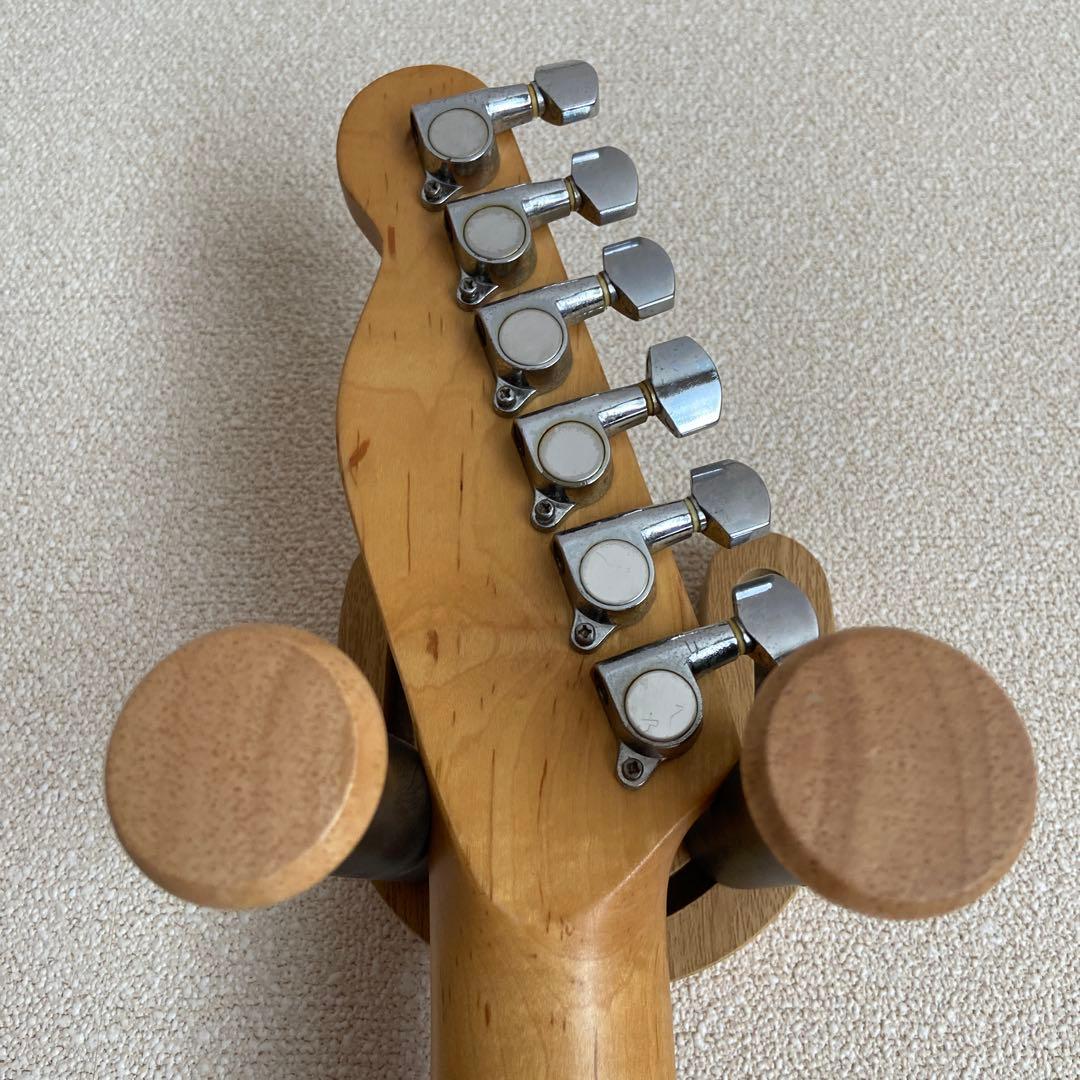 メイプルネック/サンバーストのテレキャスターブランド不明