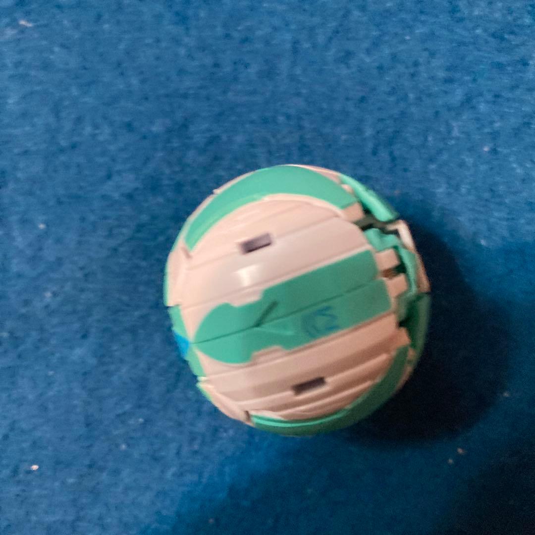 爆丸　新品未使用　白緑　パッケージ処分したばかりの新品です