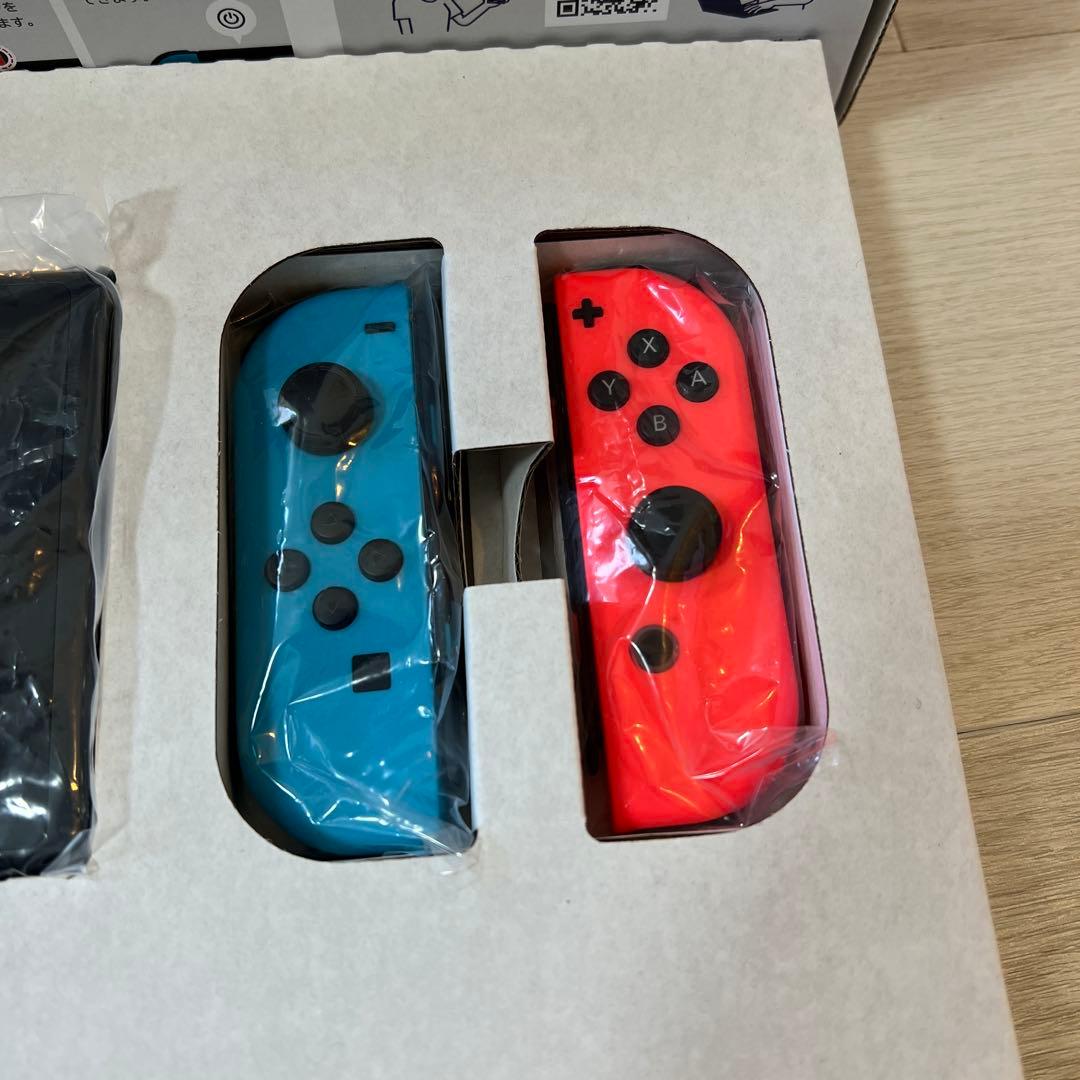 n*様 【美品】Nintendo Switch 本体