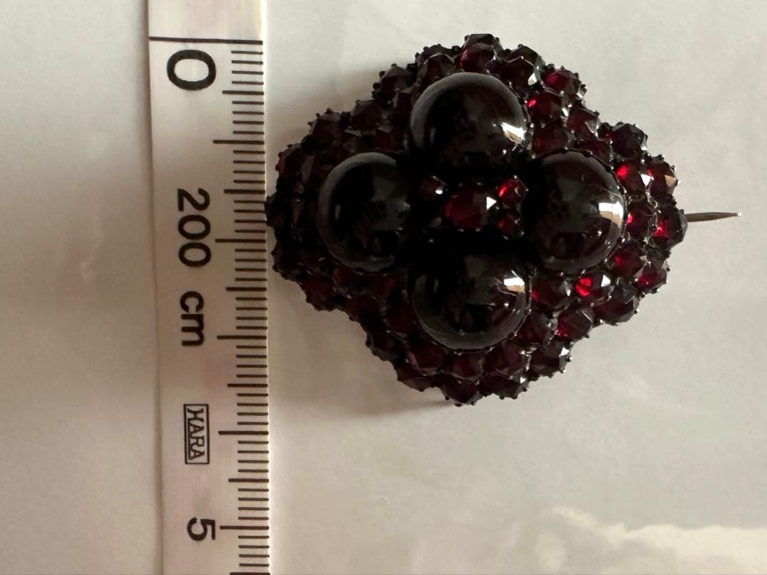 アンティーク　ガーネットブローチ