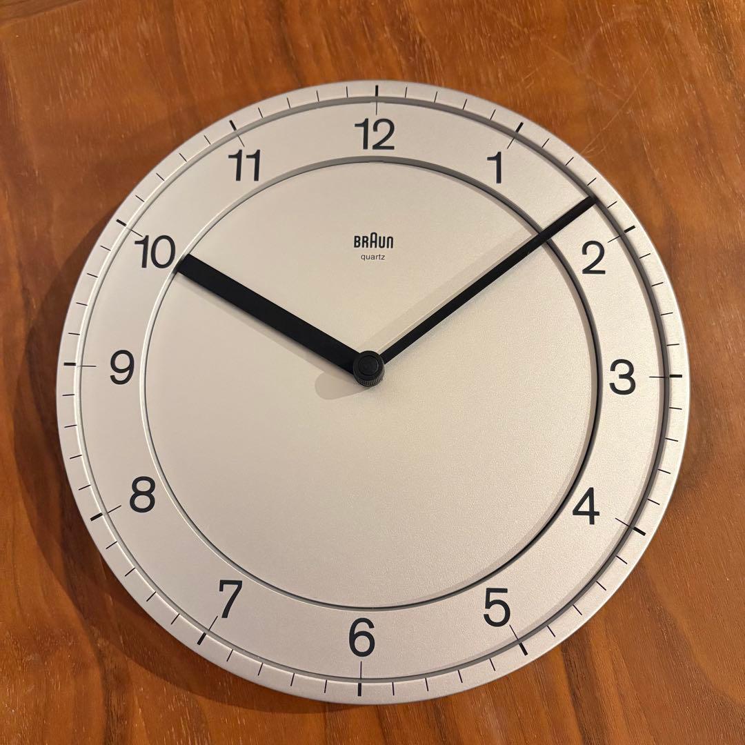 ヴィンテージ Braun 壁掛け時計　ABW31 Type 4861 シルバー