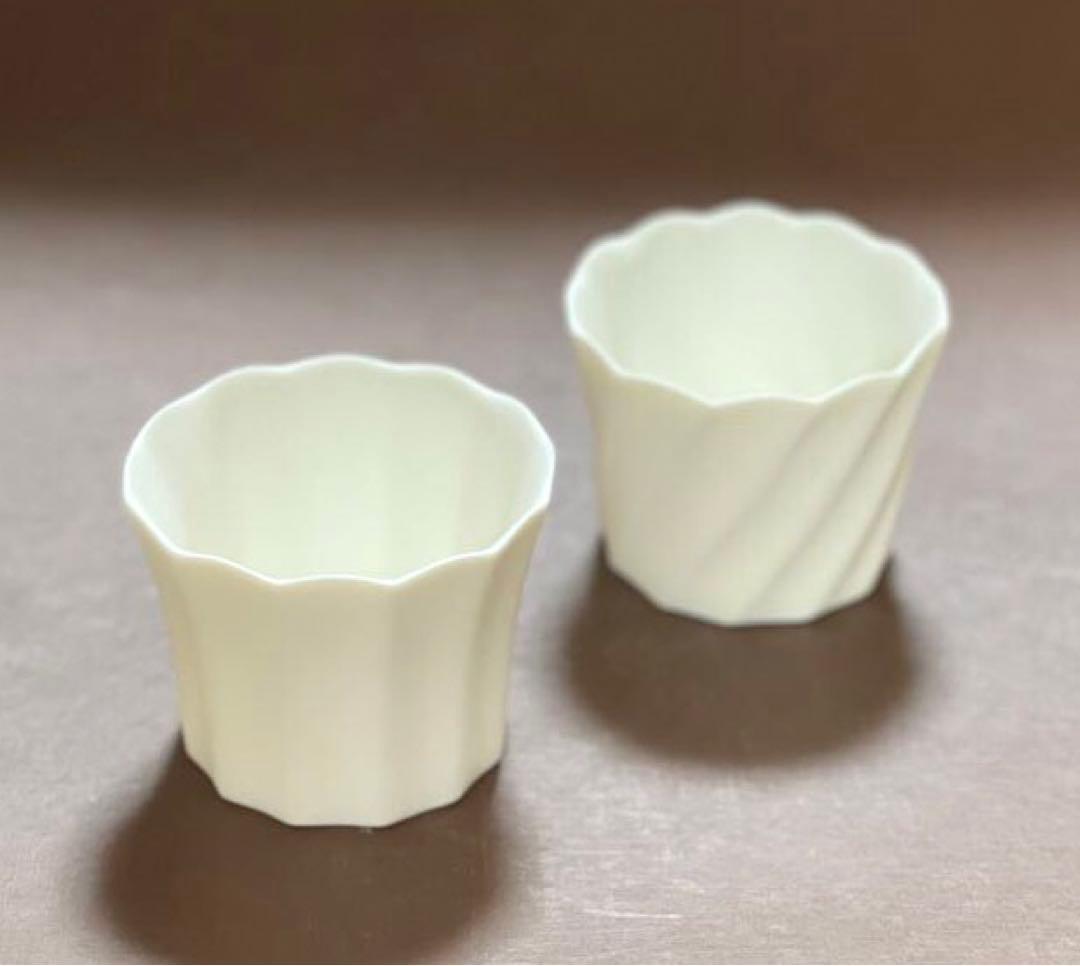 若杉聖子 白磁器　人気作家陶芸家　お猪口　小鉢　蕎麦猪口ペア　レア未使用美品