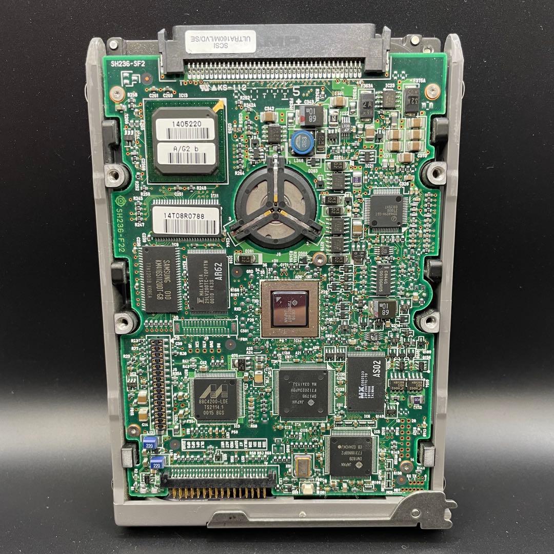 HITACHI DK32CJ-18MC SCSI 18.4GB ②