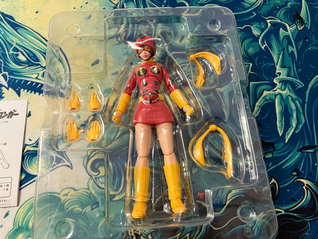 ※週末限定価格　S.H.Figuarts 電波人間タックル