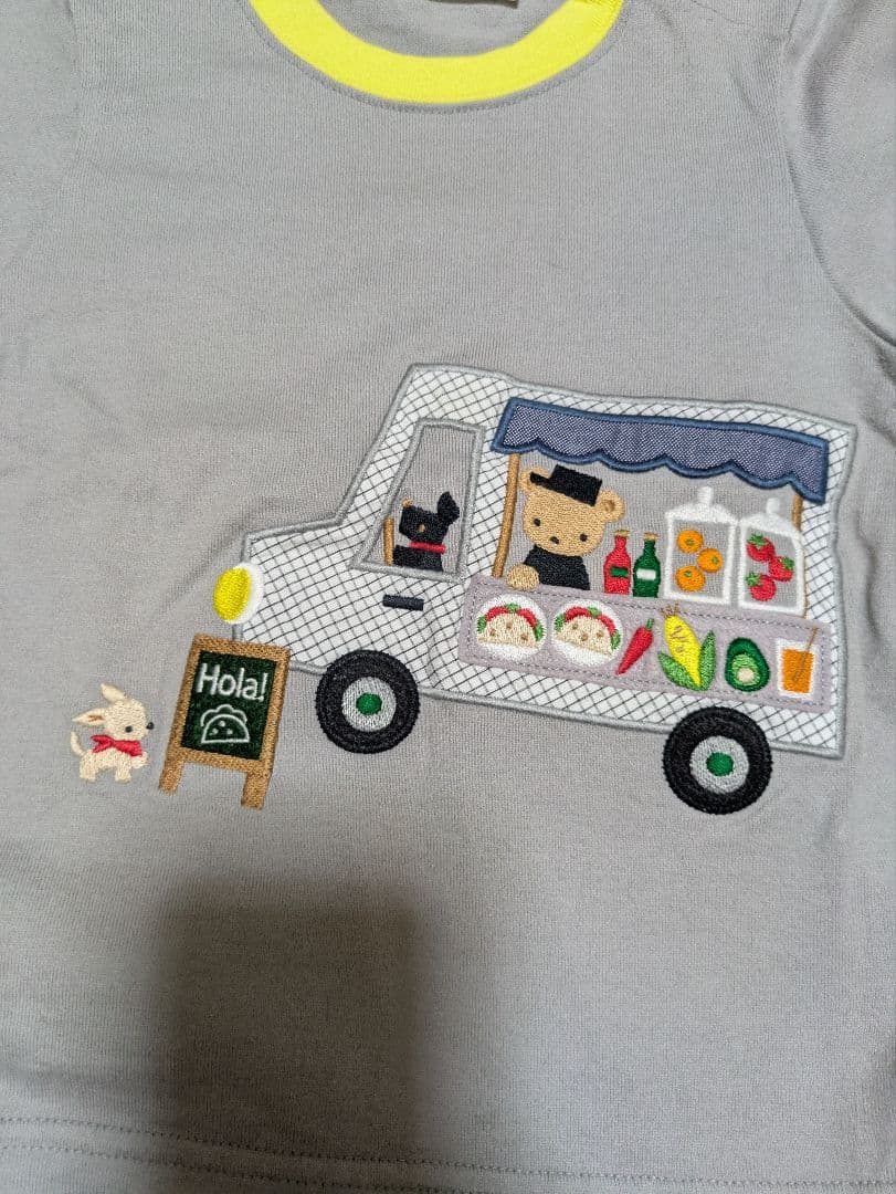 最終価格　familiar フードトラックTシャツ 90cm