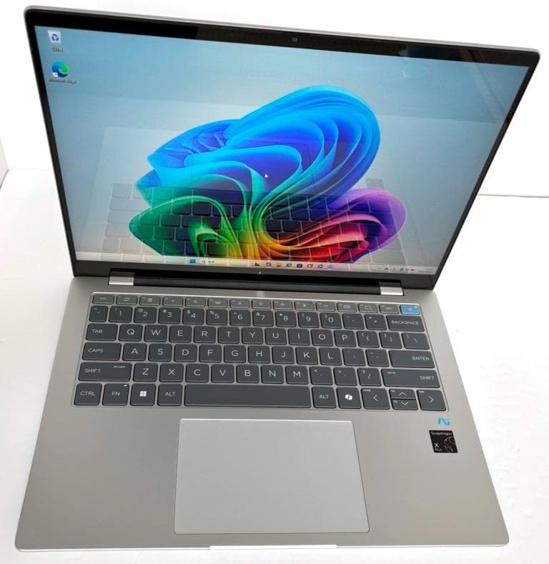 Windowsノート本体 HP OmniBook X 14-fe (Snapdragon X)