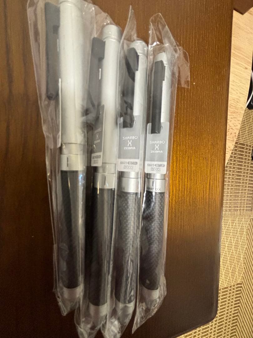 未使用　シャーボX ボールペン 4本セット