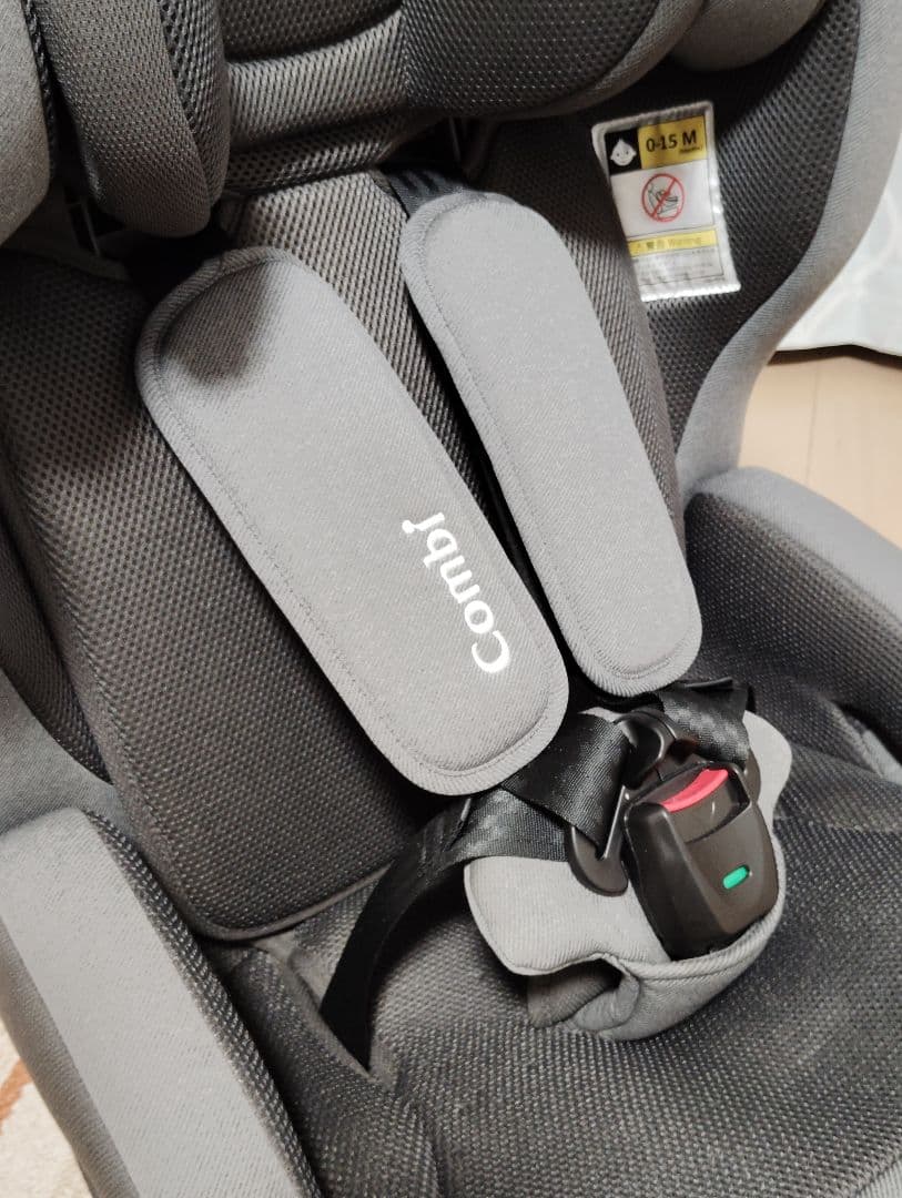 コンビ　チャイルドシート　ジョイトリップアドバンス　ISOFIX
