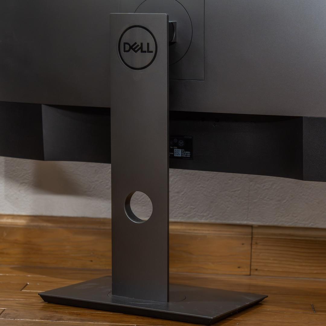 DELL U2720QM 27インチ 4Kモニター IPS非光沢 USB-C対応